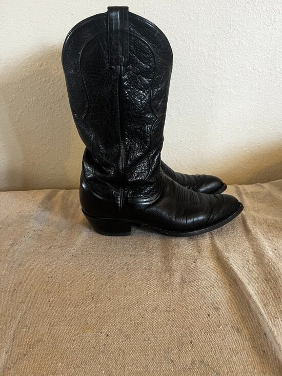 Tony Lama Other - Tony Lama Men's Black Leather Style C9752 Reg C4962 Cowboy Boots Sz 9D